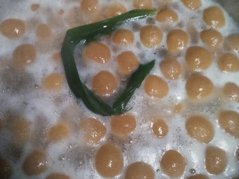 Biji salak/ candil ubi kuning recipe step 3 photo