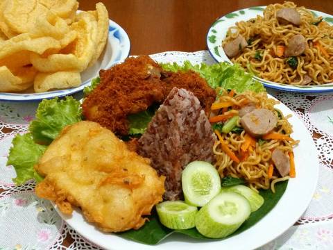 Tumpeng Mini Nasi Uduk Beras Merah recipe step 5 photo