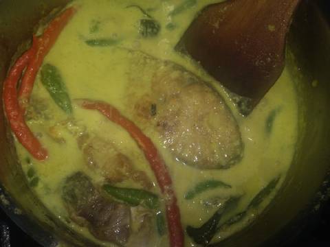 Kakap Gulai Kuning Yana / Pangek Masin Kakap recipe step 7 photo