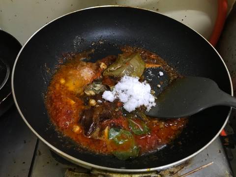 Kelapa Bumbu Urab recipe step 3 photo