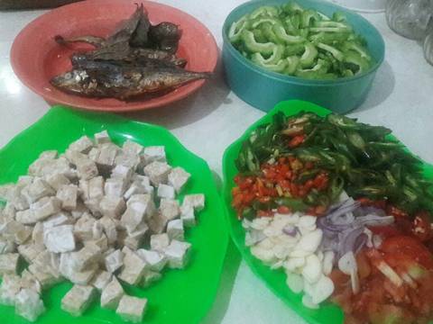 Tumis pare ikan asin recipe step 1 photo