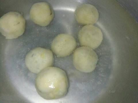 Klepon ubi tanpa isi recipe step 6 photo
