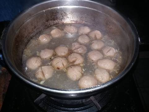 Resep Mie Bakso Simpel
(Mudah Untuk dibuat) langkah memasak 11 foto