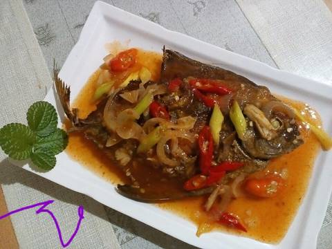Resep Ikan Bawal Goreng Saus Padang