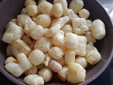 Sambal Goreng Kerupuk Krecek Pete recipe step 4 photo