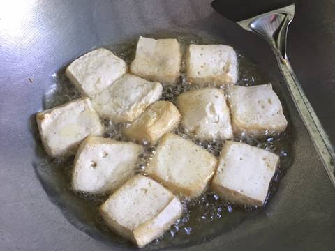 Telor tahu petis ikan madura recipe step 3 photo