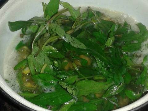  Resep Sayur Bening Daun Ubi Jalar dan Jagung oleh Ate 