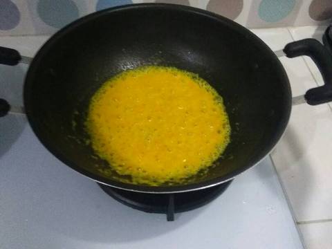 Ikan Mujair Bumbu Acar Kuning recipe step 5 photo