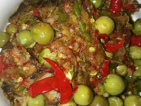Sambal ikan asin sepat rimbang recipe step 4 photo