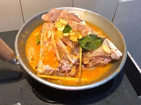 Pindang Asam Kepala Ikan Manyung Segar recipe step 3 photo