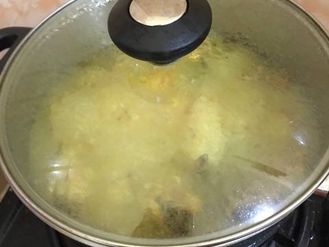 Ayam Ungkep Lengkuas recipe step 4 photo