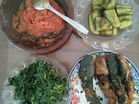 Lele sambal lalapan recipe step 10 photo