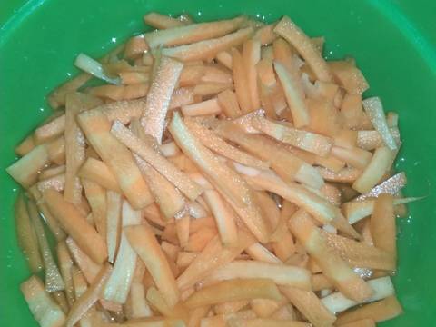 Wortel Saos Tiram recipe step 1 photo