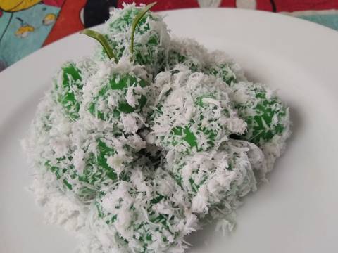 Klepon pandan recipe step 5 photo