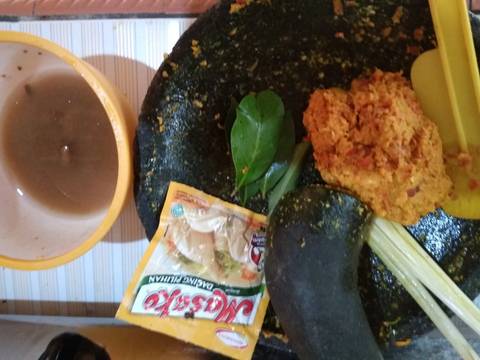 Ungkep Ikan Mujaer recipe step 2 photo
