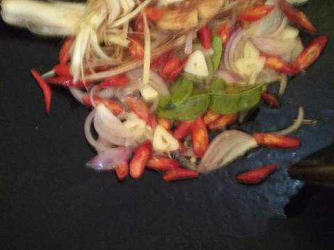 Sayur tumis bunga pepaya daun singkong teri  (no pahit) Ã°Å¸Ëœâ€¹ recipe step 5 photo