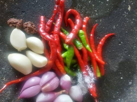 Sambal cecek pelengkap gudeg recipe step 1 photo
