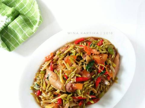 Tumis Bunga Pepaya / Kates Bumbu Iris recipe step 2 photo