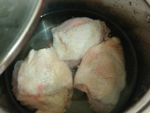 Ayam Suwir Sambal Matah