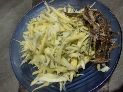 Krengsengan mangga muda recipe step 2 photo