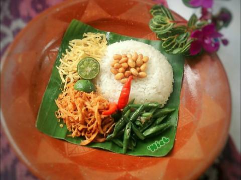 Resep NASI BALAP PUYUNG khas Lombok, NTB oleh 'NieL - Cookpad