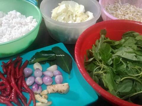 Urap Sayuran (kelapa sangrai) recipe step 1 photo