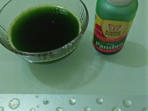 #1 Lapis Legit (beraroma pandan)