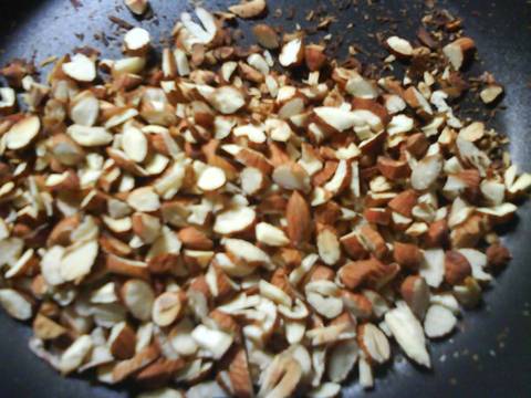 COKLAT DODOL KURMA ALMOND recipe step 2 photo