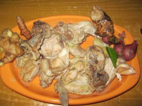 Resep Ayam Goreng Rempah oleh Rina Suhartini - Cookpad