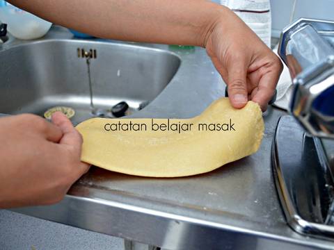 Mie Buatan Sendiri yang Jempolan recipe step 4 photo