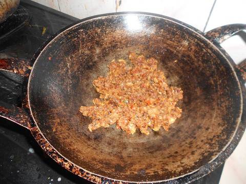 Nasi Tutug Oncom Tasik yang asyik recipe step 3 photo