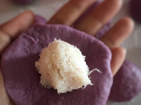 Pao Ubi Ungu Isi Kelapa recipe step 4 photo