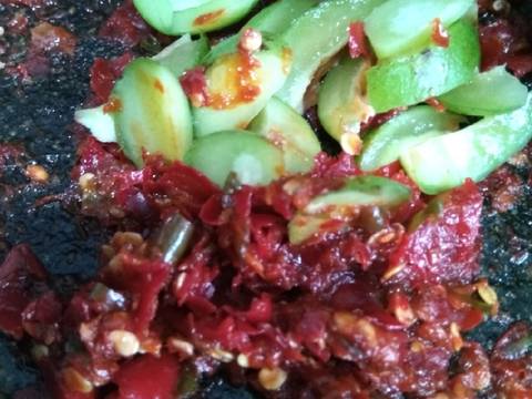 Sambal asam gandaria recipe step 2 photo