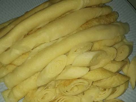 Dadar gulung kuah santan Gula merah durian recipe step 3 photo