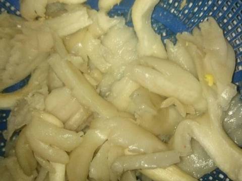 Jamur crispy tepung tiwul recipe step 1 photo