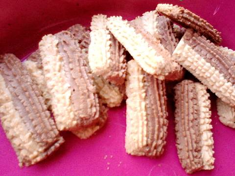 Kue Semprit Susu Coklat #BikinRamadanBerkesan recipe step 7 photo