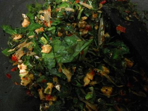 Botok daun mlinjo+teri+tempeÃ°Å¸Ëœâ€¹ recipe step 6 photo