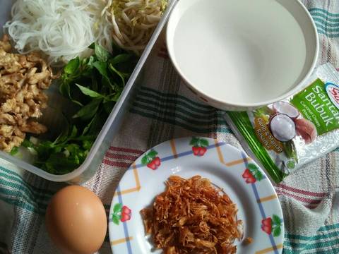 *Laksa lontong* recipe step 1 photo