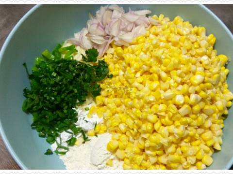 11. Bakwan Jagung Kriuks 😘