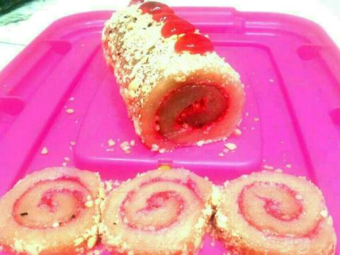 Moci Roll Strawbery versi Gluteen Free #Maree recipe step 10 photo