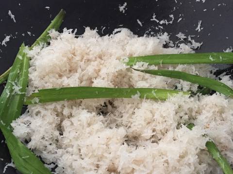 Pao Ubi Ungu Isi Kelapa recipe step 1 photo