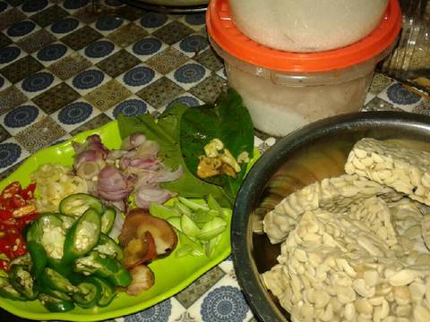 Mangut tempe recipe step 1 photo
