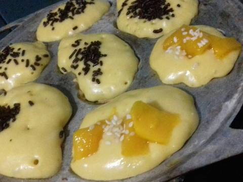 Kue Cubit Mangga Ceria recipe step 3 photo