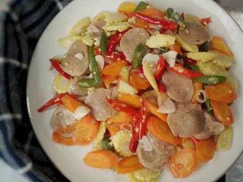 16. Tumis sayuran campur bakso #BikinRamadanBerkesan