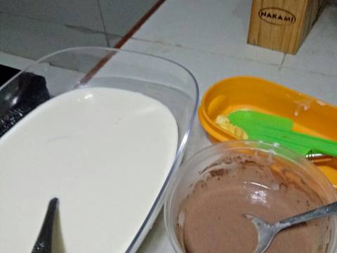Dadar Gulung Salur Coklat isi Kelapa Coklat recipe step 4 photo