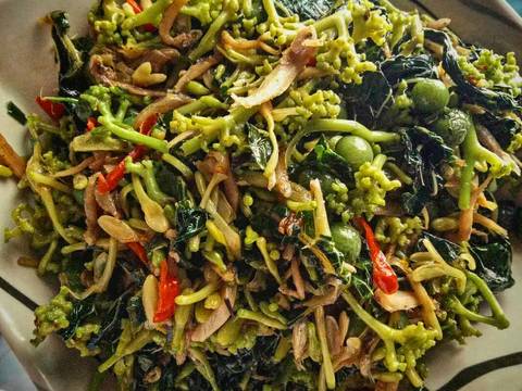 Tumis Bunga Pepaya Lenca dengan Teri Medan recipe step 7 photo