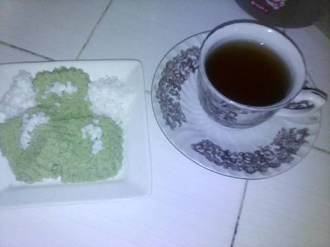 Tiwul rasa Pandan lebih Elegant..by:Erni Hartanti.Amdððð recipe step 11 photo