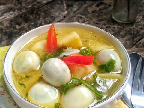 #7. Sop Kentang Telur Puyuh