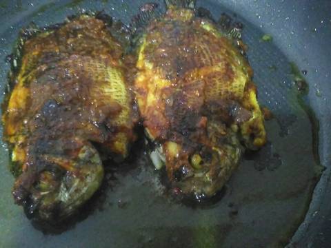 Biawan panggang,petai,sambal tomat mentah(Banjarmasin) recipe step 2 photo