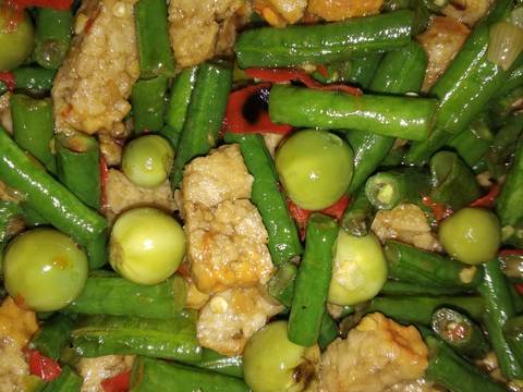 Tumis kacang panjang, terong Pipit dan oncom ekstra pedas recipe step 4 photo